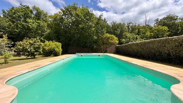 Grande Villa 155 m² p-pied avec piscine sur plus de 1300 m²