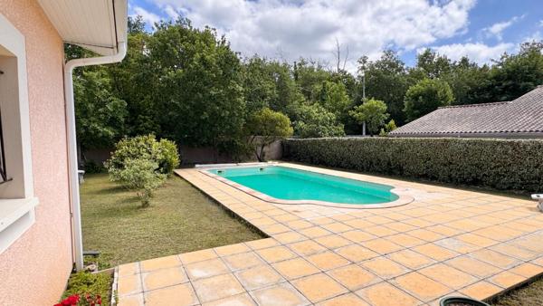 Grande Villa 155 m² p-pied avec piscine sur plus de 1300 m²