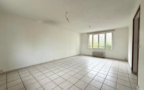 Maison à vendre    4 pièces • 77 m2 Villecresnes