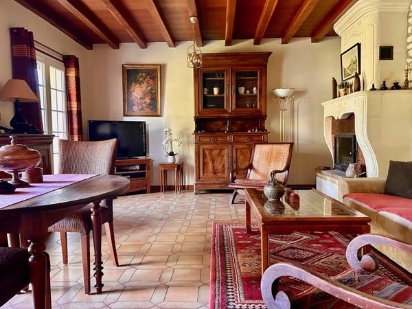 Maison 6 pièces - 145 m² Exclusivité efficity