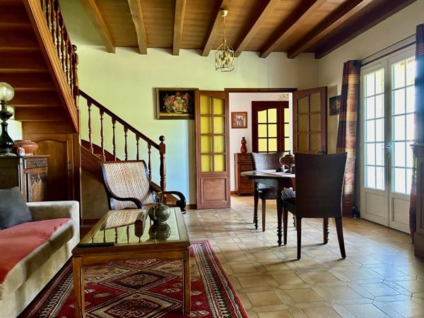 Maison 6 pièces - 145 m² Exclusivité efficity