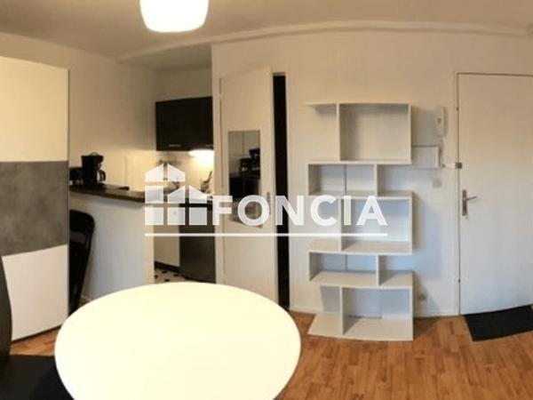 Location Studio meublé 19.27 m² - 65 RUE DES CHARRETIERS Orleans 45000