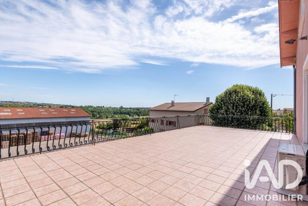Maison à vendre 5 pièces 180 m² Mornant