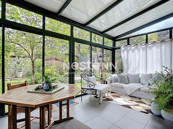 MAISON FAMILIALE DE 145 M² ALBIGNY-SUR-SAÔNE AVEC 4 CHAMBRES AVEC JARDIN PAYSAGÉ ET VÉRANDA