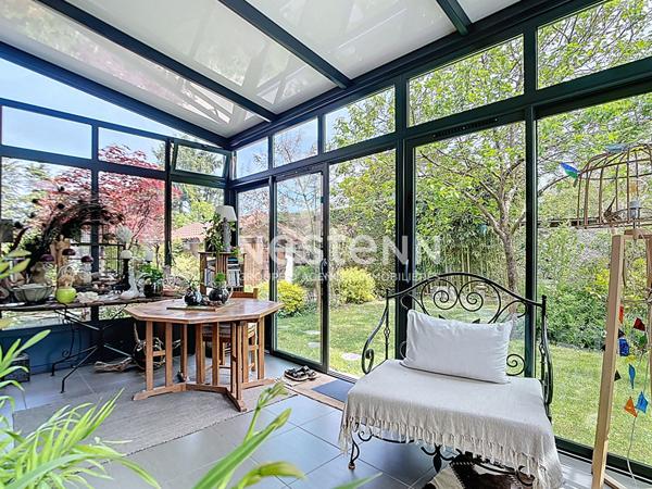 MAISON FAMILIALE DE 145 M² ALBIGNY-SUR-SAÔNE AVEC 4 CHAMBRES AVEC JARDIN PAYSAGÉ ET VÉRANDA