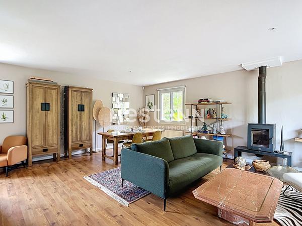 MAISON FAMILIALE DE 145 M² ALBIGNY-SUR-SAÔNE AVEC 4 CHAMBRES AVEC JARDIN PAYSAGÉ ET VÉRANDA