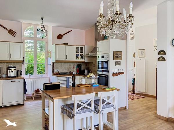 Maison à vendre 421 200 € Ploubezre 6 p 166 m² DPE C