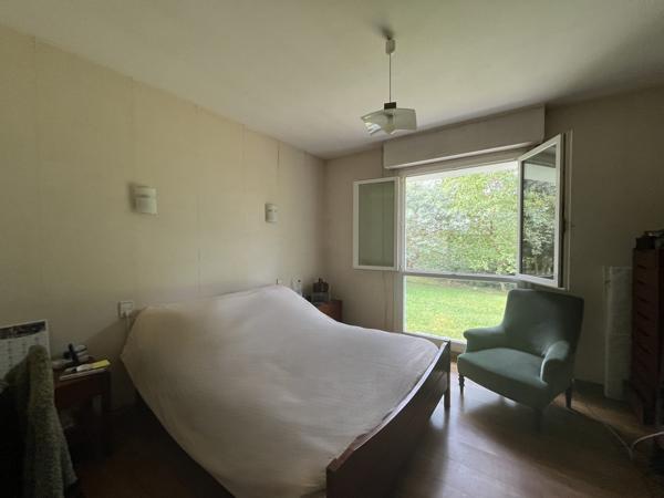 Cadre boisé MAISON TRADITIONNELLE sur terrain 3200 m² à VENDRE