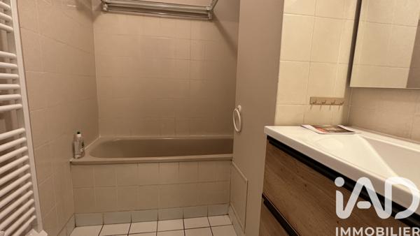 Location appartement 3 pièces 71 m² Saint-Pierre-lès-Nemours