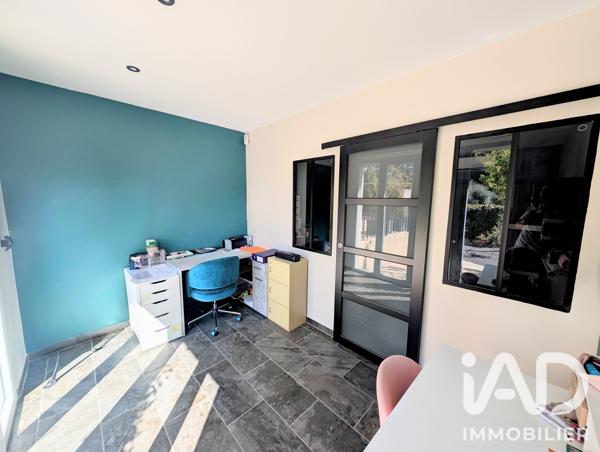 Maison à vendre 6 pièces 138 m² Vacqueyras