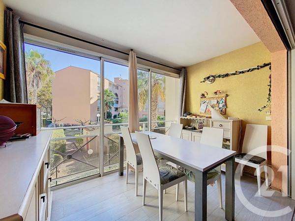 Appartement T3 à vendre  3 pièces - 51,03 m 2   AGDE  - 34