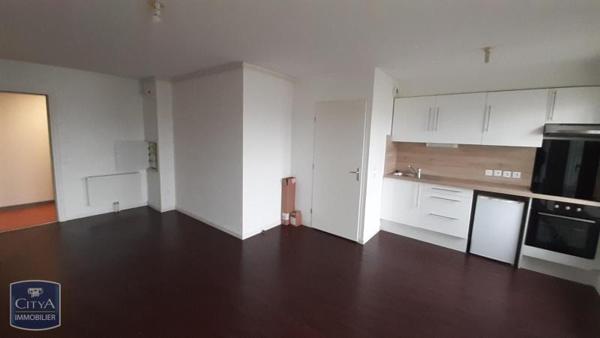 Appartement à louer 2 pièces 44m² Douai (59500)