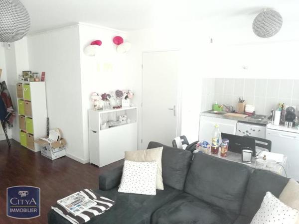 Appartement à louer 2 pièces 44m² Douai (59500)