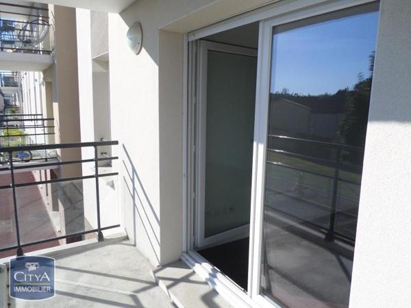 Appartement à louer 2 pièces 44m² Douai (59500)