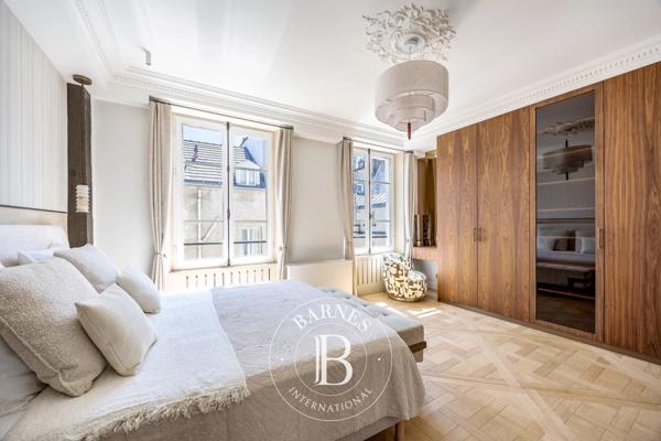 Paris 1er, Appartement 3 Chambres -  164 m² à vendre