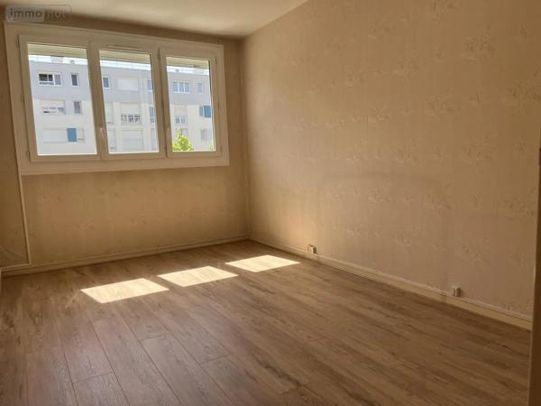 Location - Appartement Laval 53000 4 pièces 76 m 2 28980 m 2