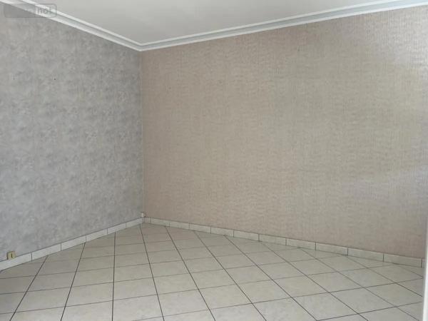 Location - Appartement Laval 53000 4 pièces 76 m 2 28980 m 2