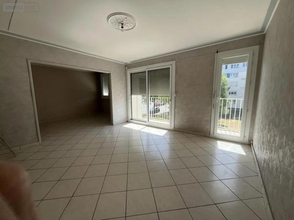 Location - Appartement Laval 53000 4 pièces 76 m 2 28980 m 2