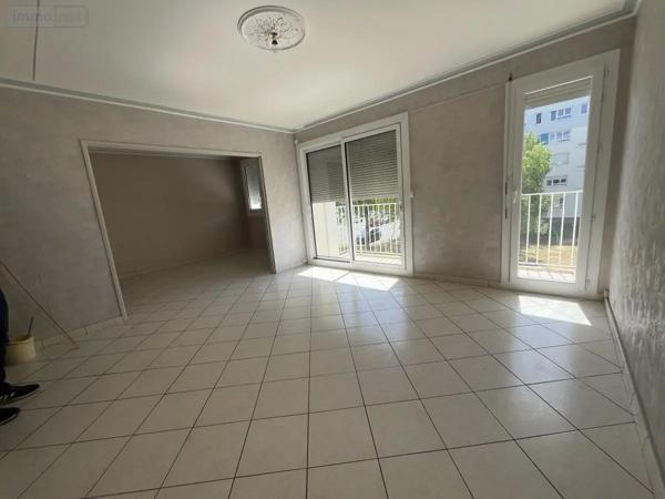 Location - Appartement Laval 53000 4 pièces 76 m 2 28980 m 2