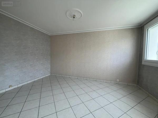 Location - Appartement Laval 53000 4 pièces 76 m 2 28980 m 2