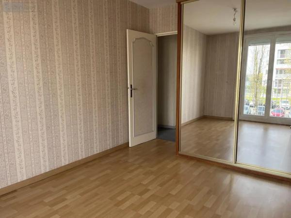 Location - Appartement Laval 53000 4 pièces 76 m 2 28980 m 2