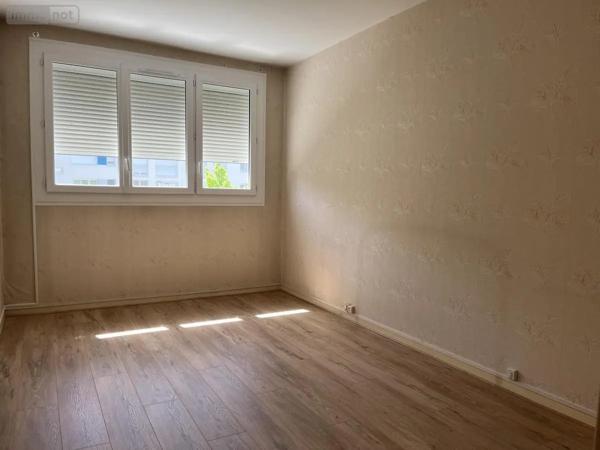 Location - Appartement Laval 53000 4 pièces 76 m 2 28980 m 2