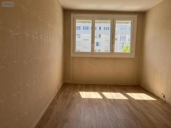 Location - Appartement Laval 53000 4 pièces 76 m 2 28980 m 2