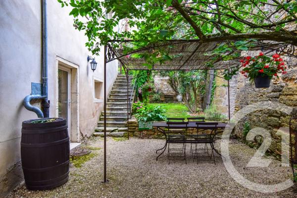 Maison à vendre  5 pièces - 198,47 m 2   TREVOUX  - 01