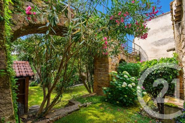 Maison à vendre  5 pièces - 198,47 m 2   TREVOUX  - 01