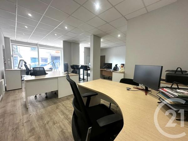 Maison à vendre  4 pièces - 89,29 m 2   PEROUGES  - 01