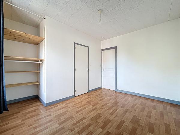 Sur la commune de Bruz, dynamique et attractive de Rennes métropole, près de Ker Lann, campus étudiant.