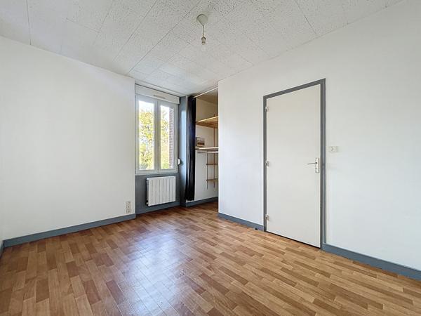 Sur la commune de Bruz, dynamique et attractive de Rennes métropole, près de Ker Lann, campus étudiant.