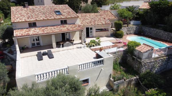 Marseille (13013) Villa de 175 m² avec piscine sur une parcelle de 1586 m² à Château-gombert