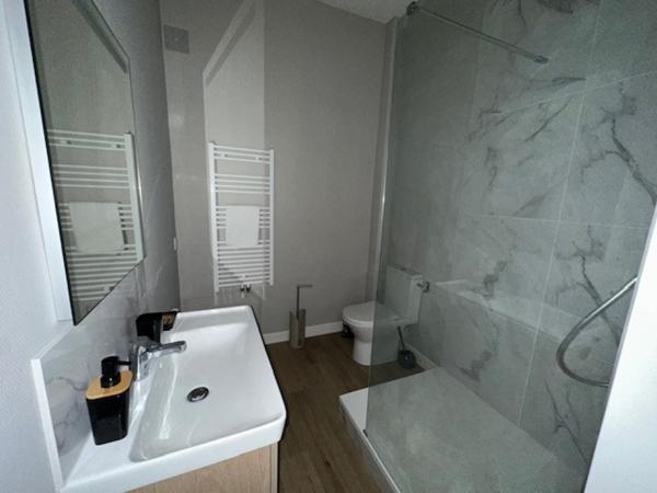 Appartement 2 pièce(s) 1 chambre(s) 33.5 m²