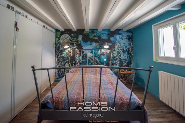 ROYAN - MAISON ANNÉES 30 AVEC PISCINE ET JARDIN PAYSAGÉ, PROCHE COMMERCES ET PLAGES