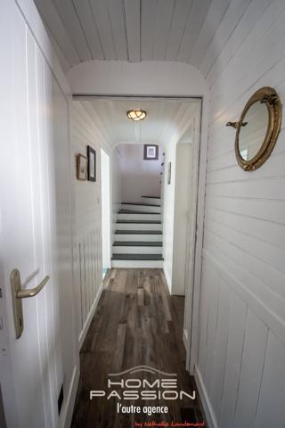 ROYAN - MAISON ANNÉES 30 AVEC PISCINE ET JARDIN PAYSAGÉ, PROCHE COMMERCES ET PLAGES