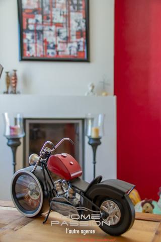 ROYAN - MAISON ANNÉES 30 AVEC PISCINE ET JARDIN PAYSAGÉ, PROCHE COMMERCES ET PLAGES