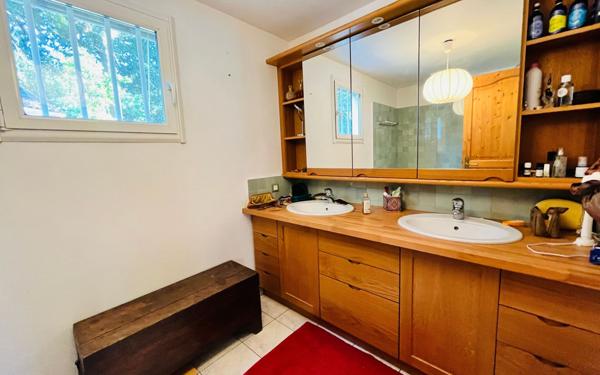 Maison à vendre    4 pièces •  Saint-Augustin