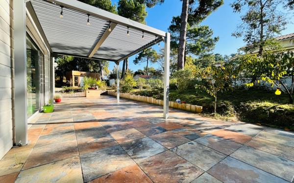 Maison à vendre    4 pièces •  Saint-Augustin