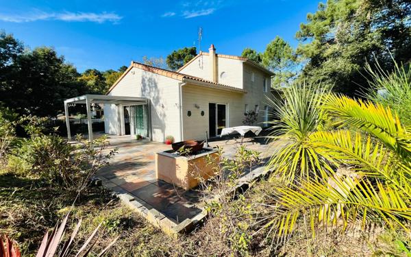 Maison à vendre    4 pièces •  Saint-Augustin