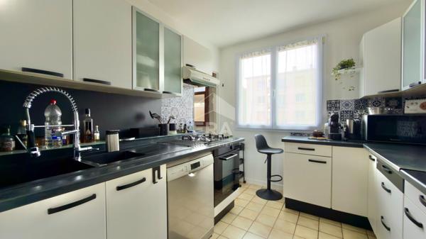 APPARTEMENT F4 2 CHAMBRES À VIRY-CHÂTILLON - RÉSIDENCE SÉCURISÉE AVEC PARKING