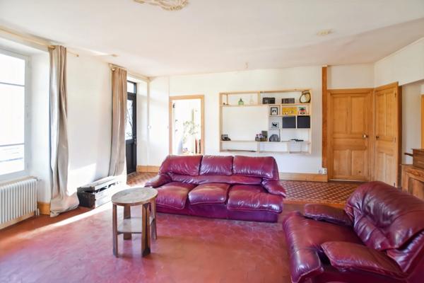 Maison à PARIS L' HOPITAL de 154 m2 avec 1452 m2 de terrain