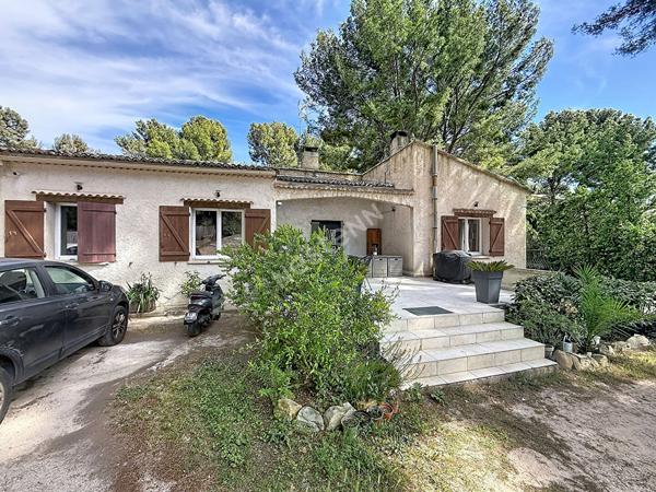La Ciotat ?  Saint-Jean - Une propriété familiale d'exception entre élégance, sérénité et potentiel patrimonial