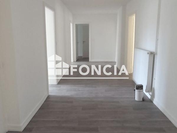 Location Appartement 5 pièces 137.3 m² - 11 RUE POINCARE Sarreguemines 57200