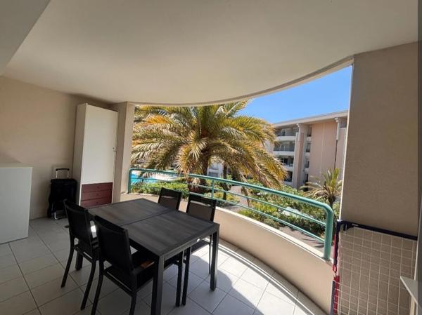Charmant appartement 2 pièces à PORT FRÉJUS