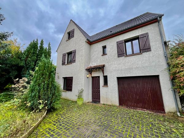 Maison Cergy 6 pièce(s) 155 m2 €460 000 ** - Référence 2046