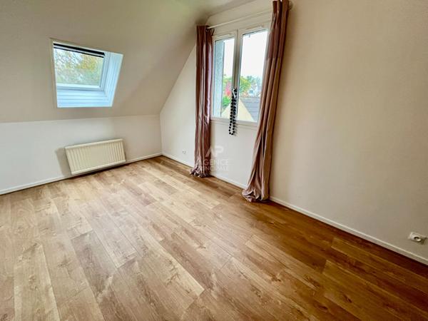 Maison Cergy 6 pièce(s) 155 m2 €460 000 ** - Référence 2046