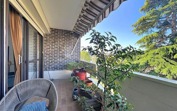 Appartement à vendre    3 pièces •  Limeil-Brévannes