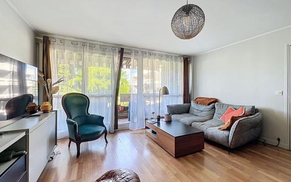 Appartement à vendre    3 pièces •  Limeil-Brévannes