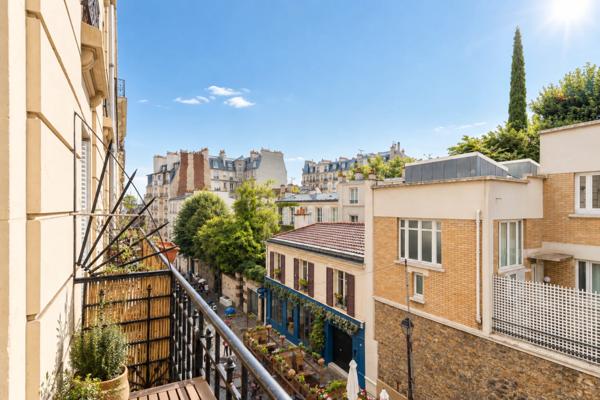 Appartement Paris 18 e - MONTMARTRE / HAUT LEPIC